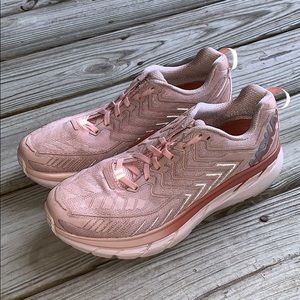 hoka ov clifton pale blush